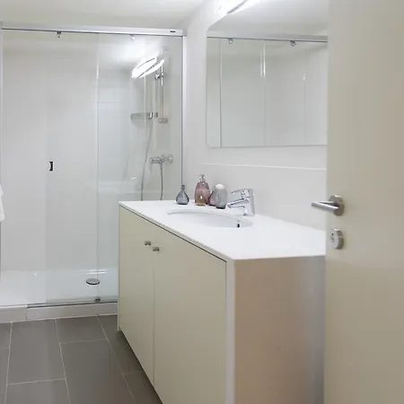 Апартаменты Bravissimo Cort Reial-3b Жирона